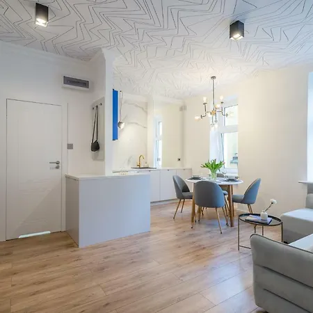 شقة Skwer Kosciuszki غدينيا